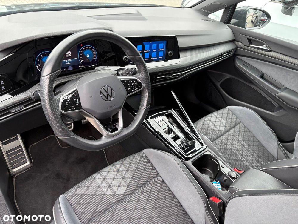 Volkswagen Golf - 12