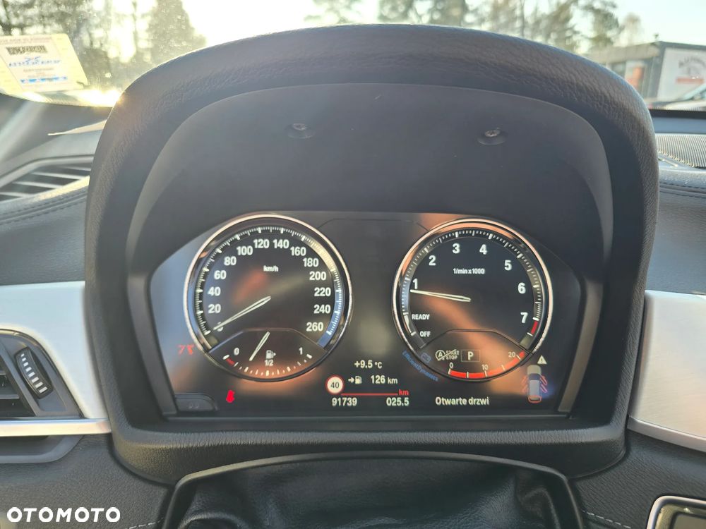 BMW X1 xDrive25i GPF xLine - 28