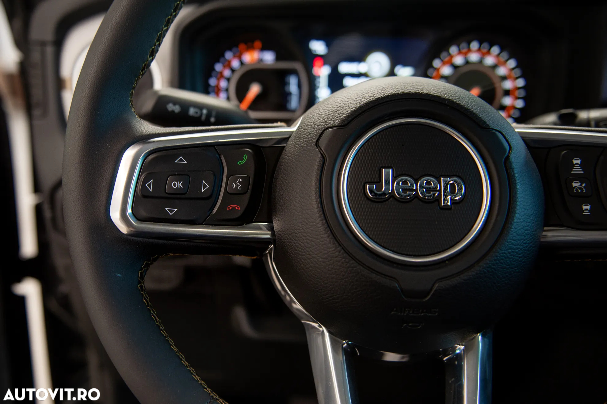Jeep Wrangler Unlimited 2.0 AT8 4WD Sahara - 19