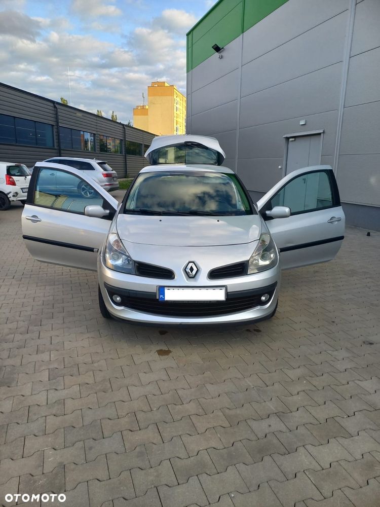 Renault Clio - 13