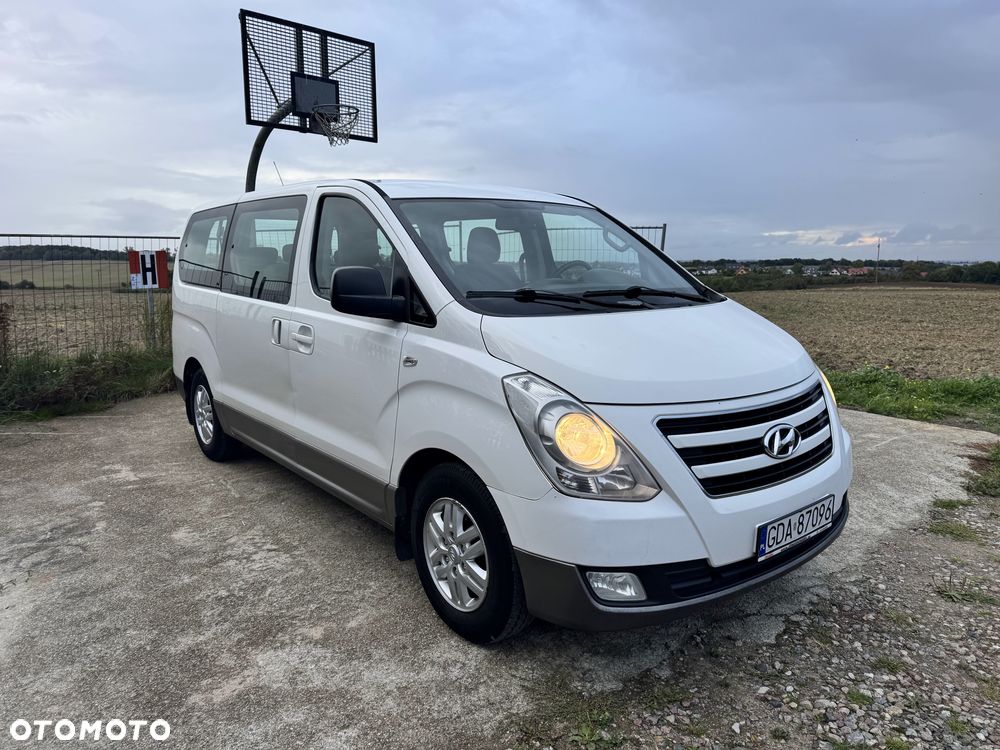 Hyundai H-1 2.5 CRDi Travel Family - 2