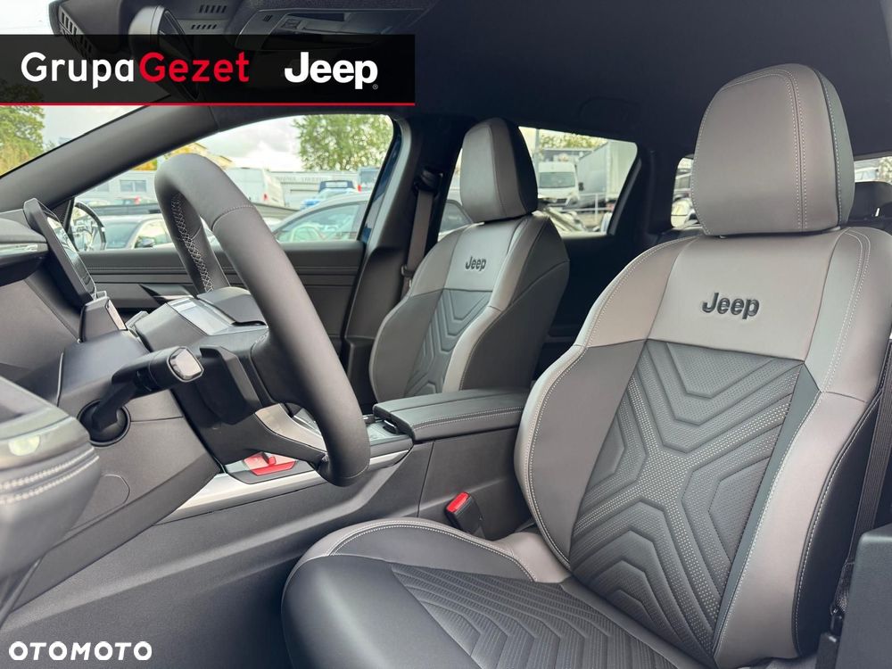 Jeep Compass - 11
