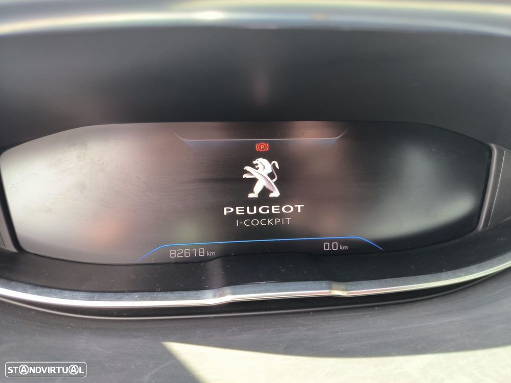 Peugeot 5008 1.5 BlueHDi Allure Pack EAT8 - 13