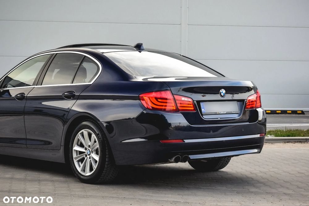 BMW Seria 5 520i - 13