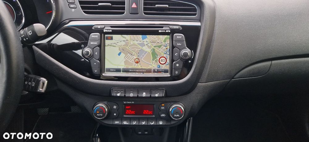 Kia Ceed 1.6 GDI Dream Team Edition - 21