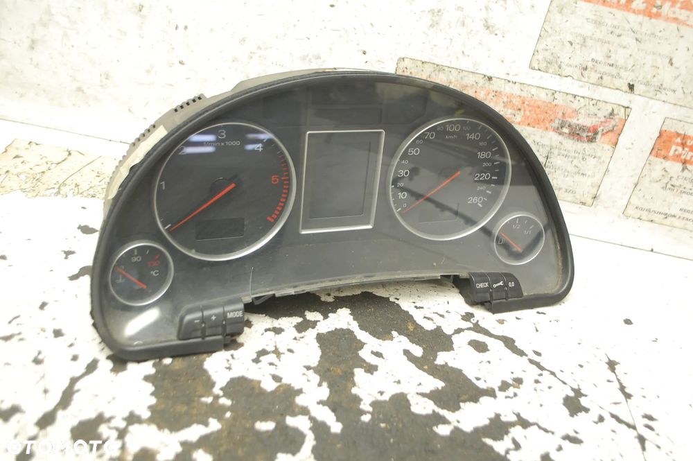 LICZNIK ZEGAR 8E0920900G AUDI A4 B6 1.9 TDI AVF - 1