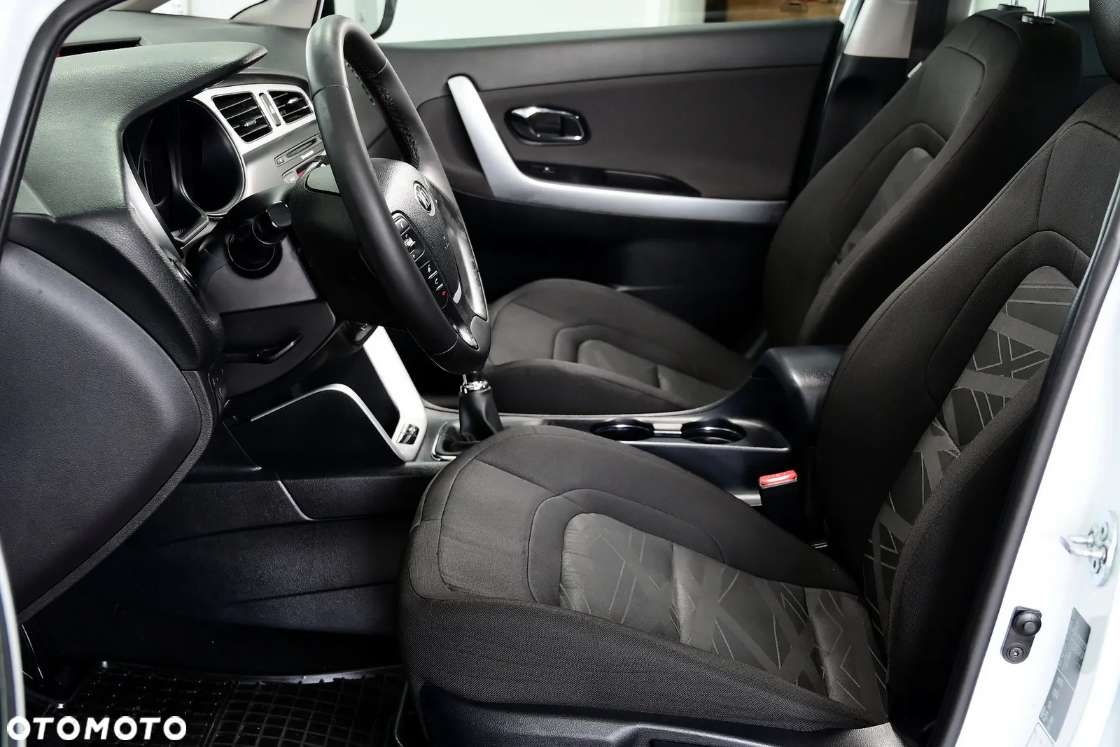 Kia Ceed - 19