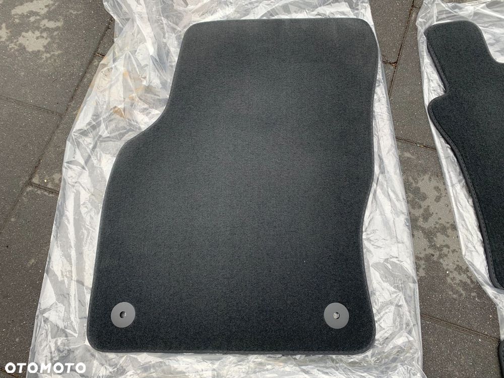 DYWANIKI WELUROWE AUDI Q2 81A JAK NOWE KOMPLET UK - 3