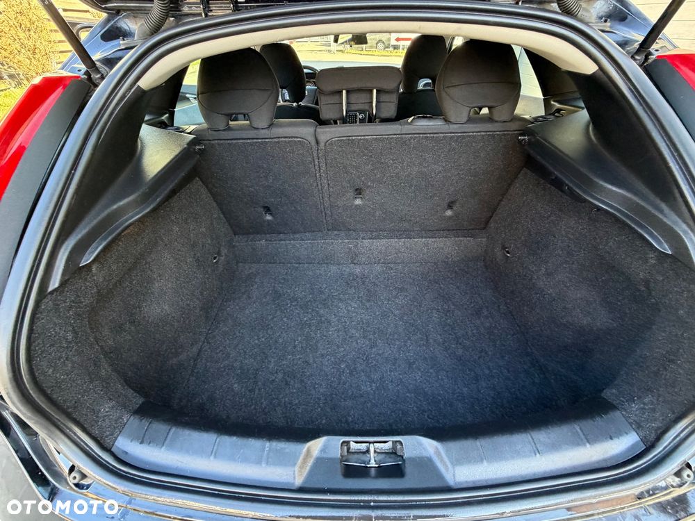 Volvo V40 D2 Drive-E Momentum - 37