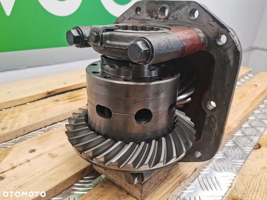 Kompletny atak mostu przedniego FERMEC 860 - 5