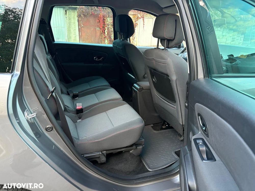 Renault Grand Scenic dCi 110 LIMITED - 9