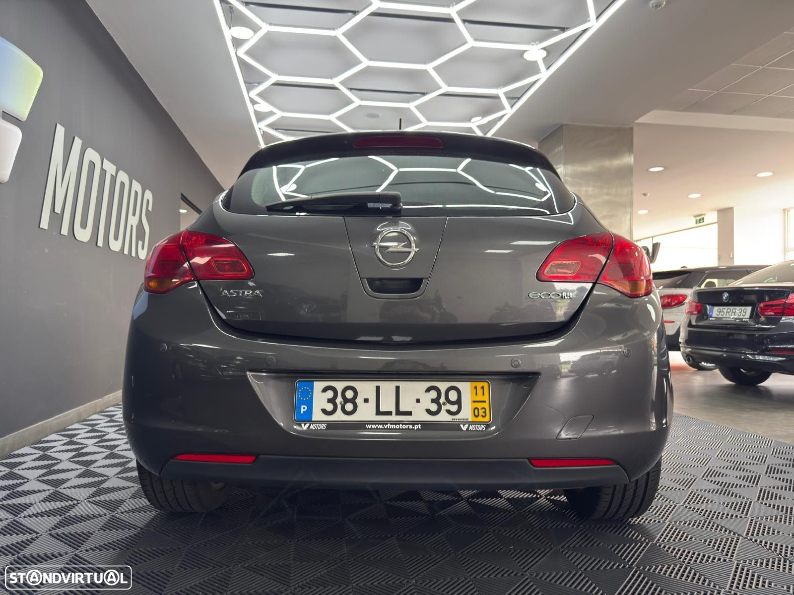 Opel Astra 1.3 CDTi Cosmo - 10
