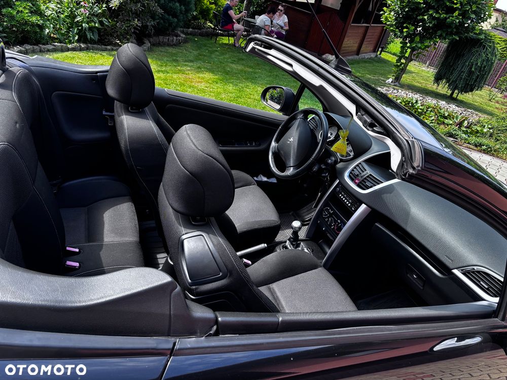 Peugeot 207 - 6
