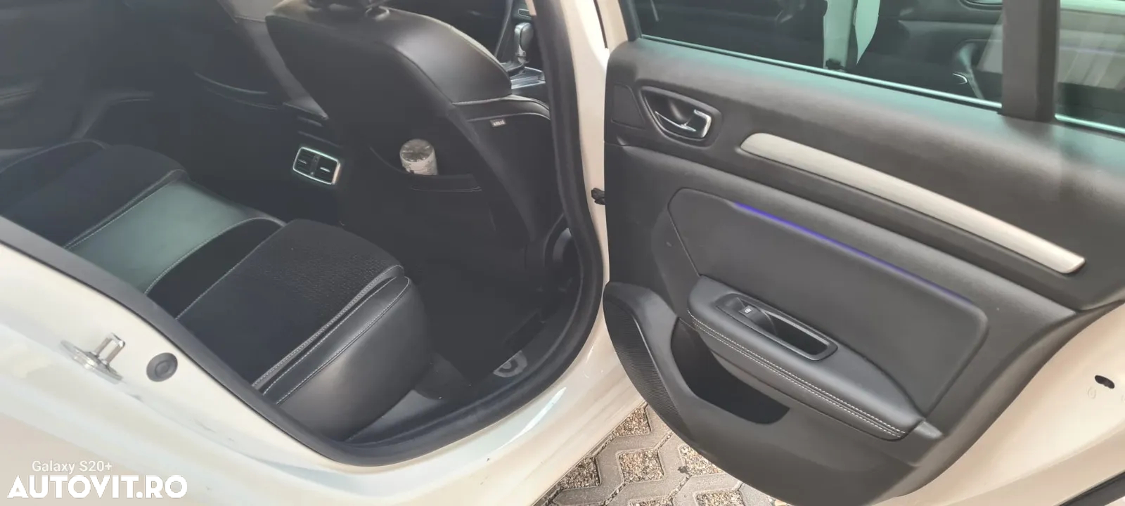 Renault Megane ENERGY dCi 110 EDC INTENS - 22