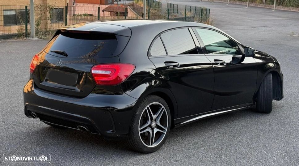 Mercedes-Benz A 180 d AMG Line - 1