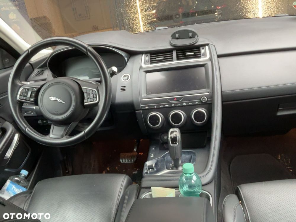 Jaguar E-Pace D240 AWD SE - 34