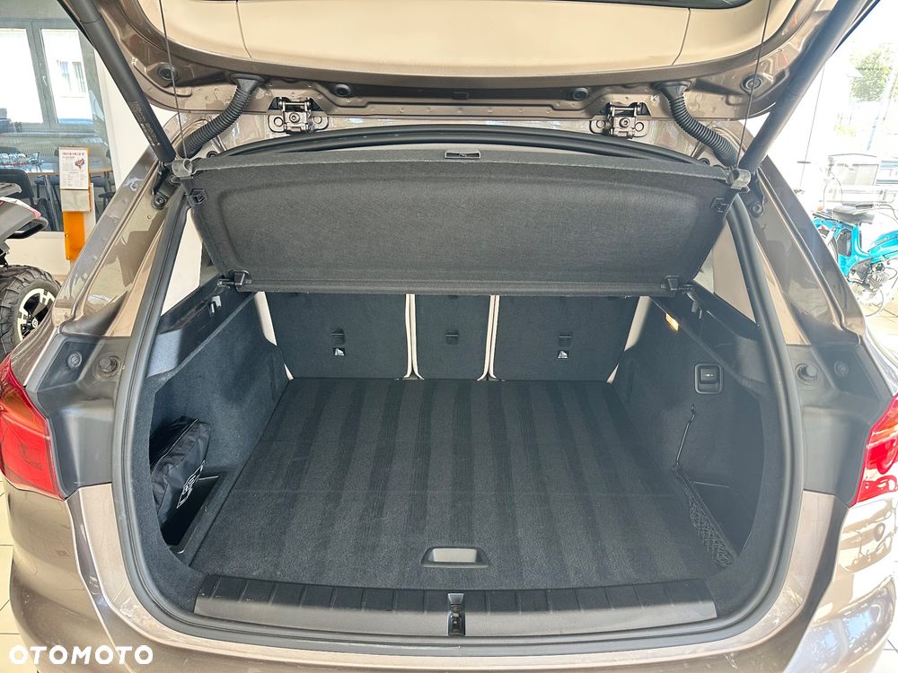 BMW X1 sDrive18i GPF xLine - 22