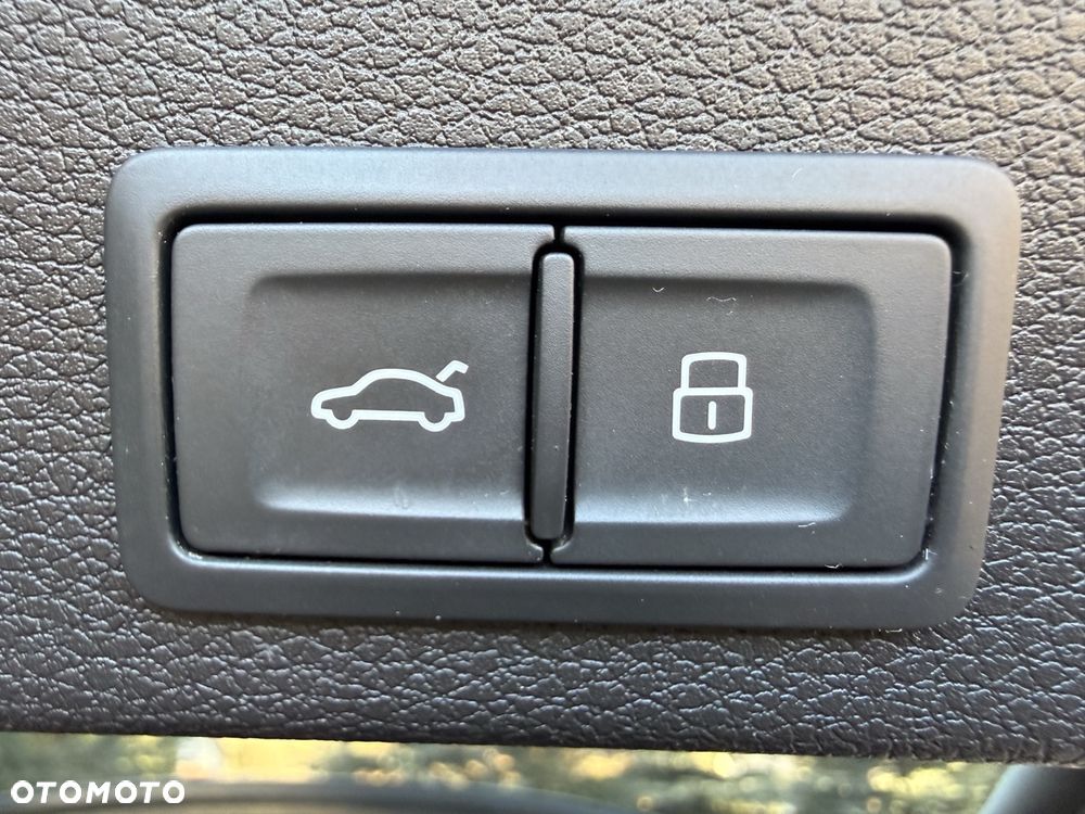 Audi Q3 35 TFSI S tronic S line - 32