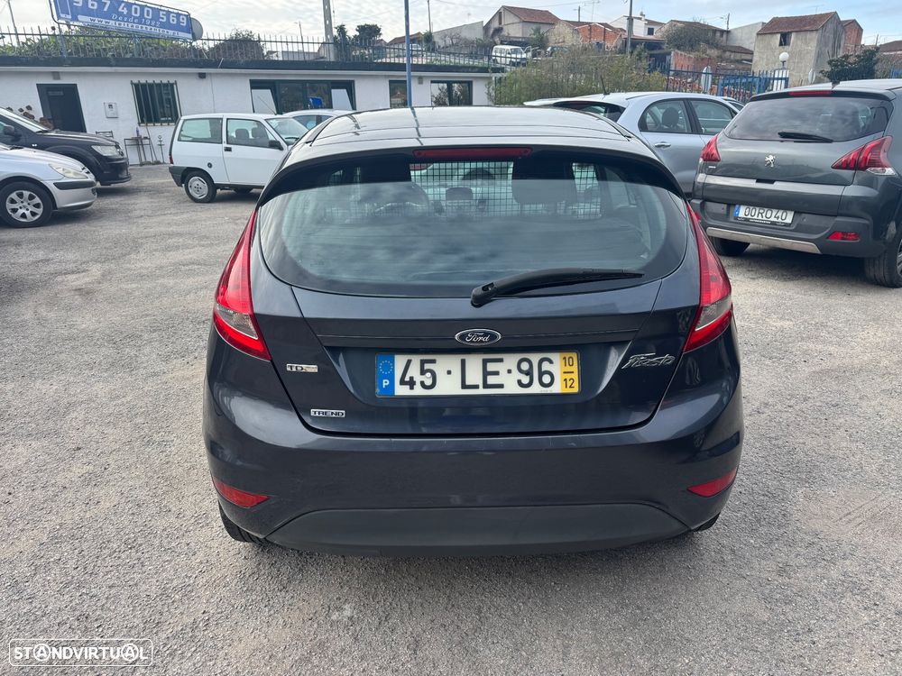 Ford Fiesta 1.4 TDCi Titanium - 25