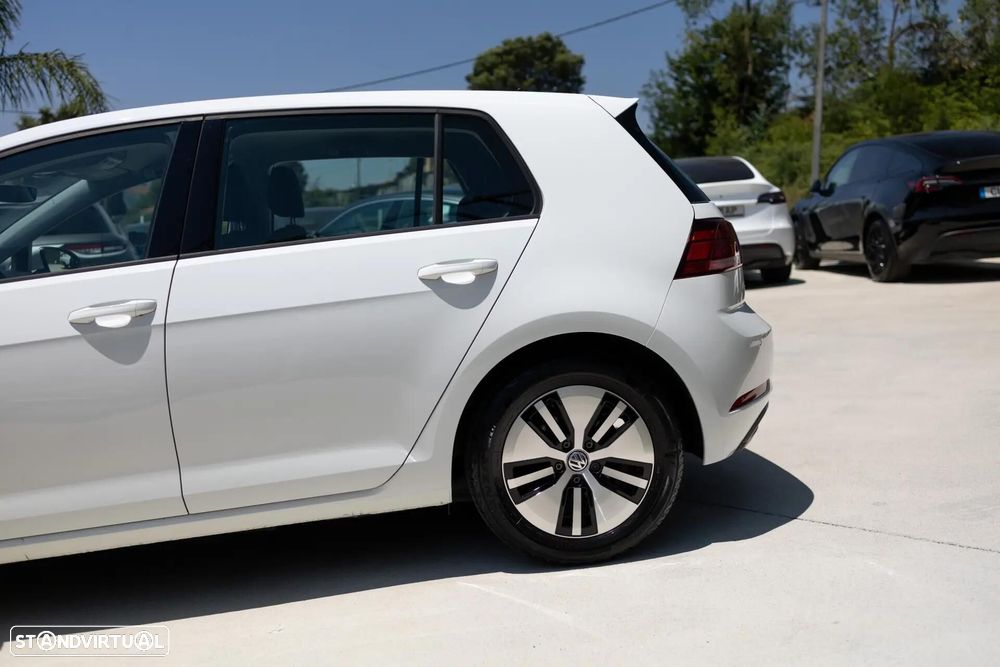 VW e-Golf Standard - 10