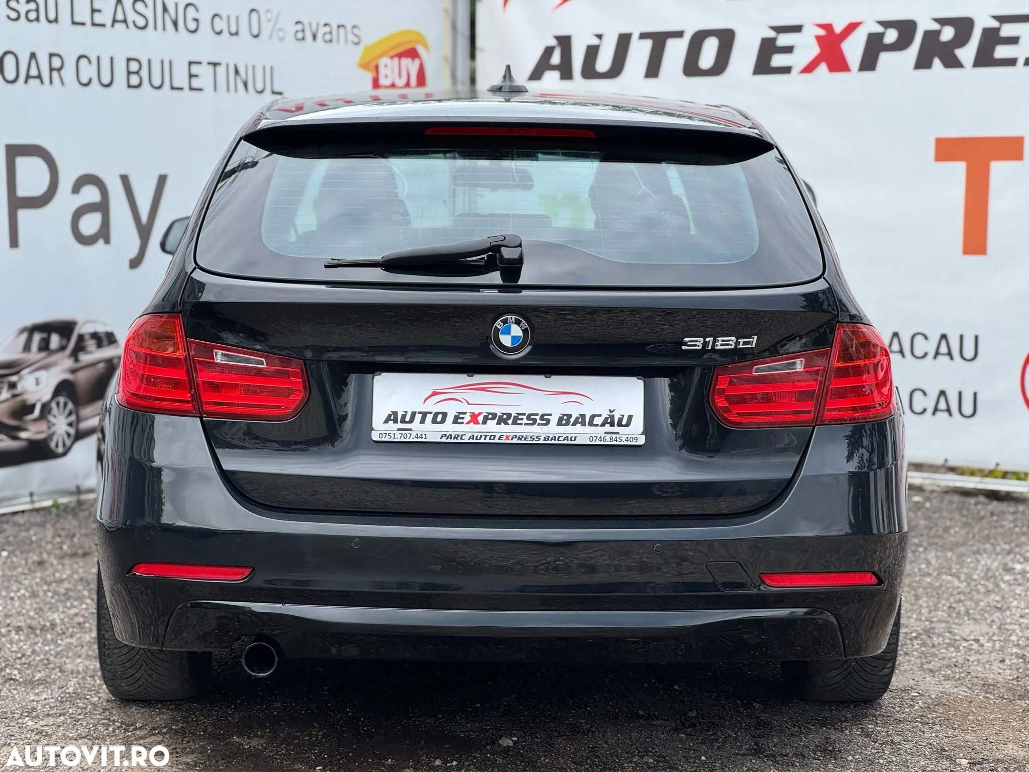 BMW Seria 3 318d Touring Aut. - 16