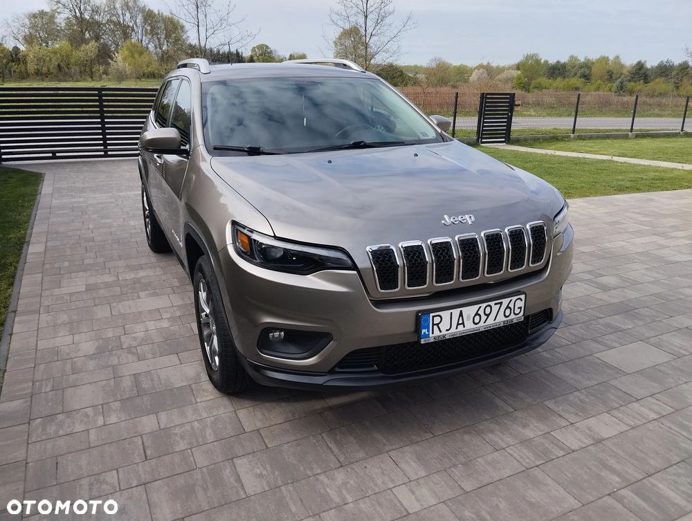 Jeep Cherokee - 2