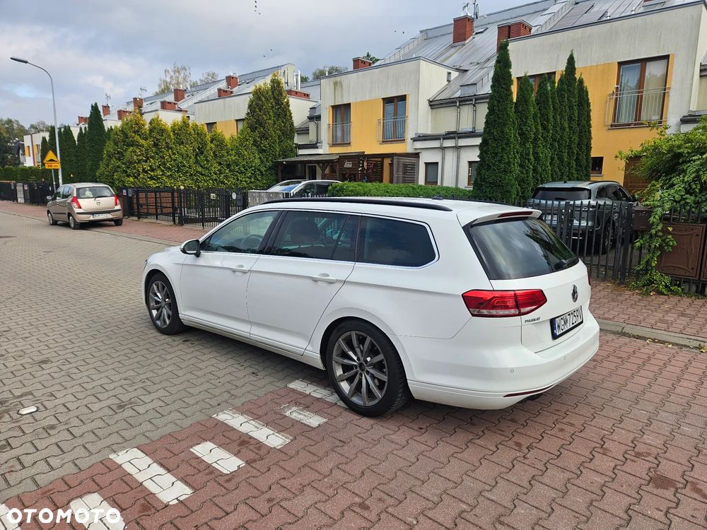 Volkswagen Passat Variant 2.0 TDI SCR DSG Comfortline - 26