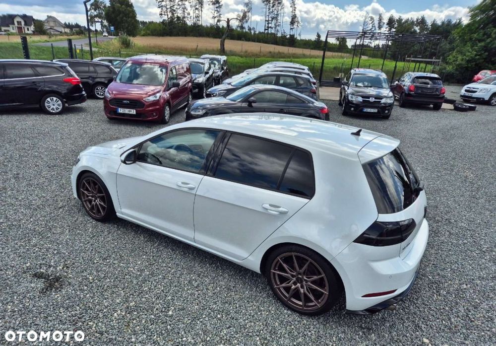 Volkswagen Golf - 40