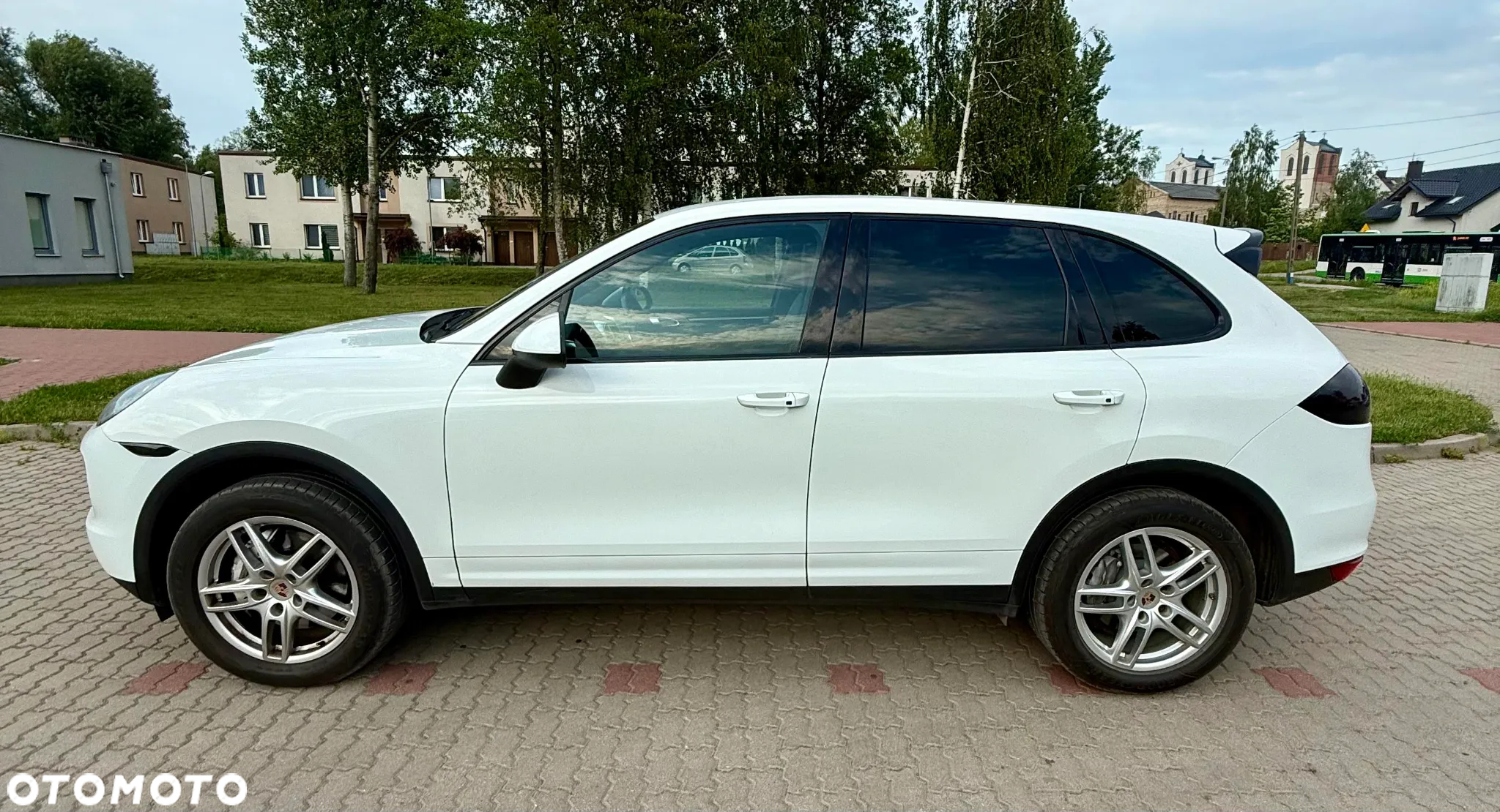 Porsche Cayenne - 15