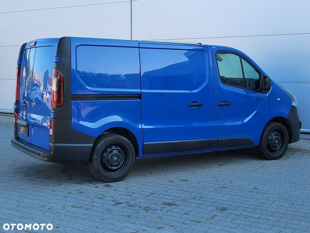 Opel Vivaro - 17