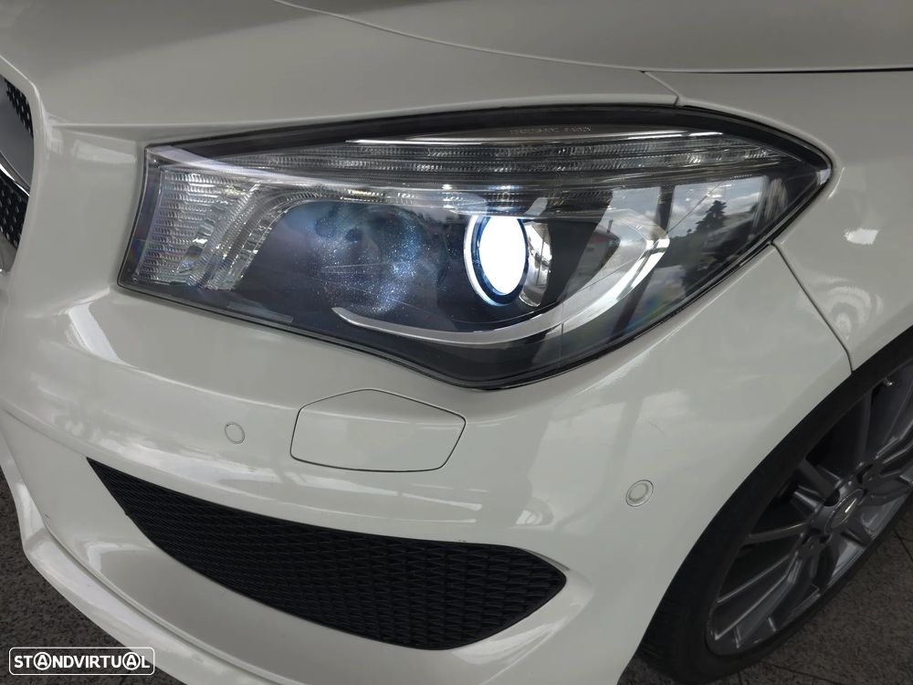 Mercedes-Benz CLA 220 d Shooting Brake AMG Line Aut. - 4