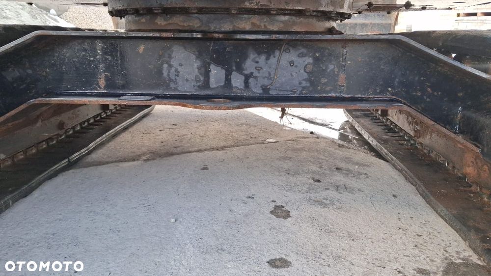 Caterpillar 305 - 20