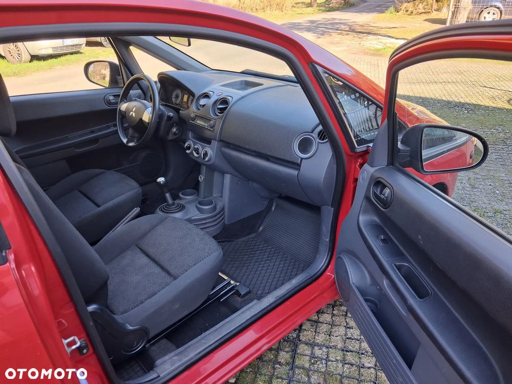 Mitsubishi Colt 1.3 Inform - 15