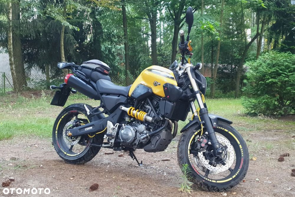 Yamaha MT - 1