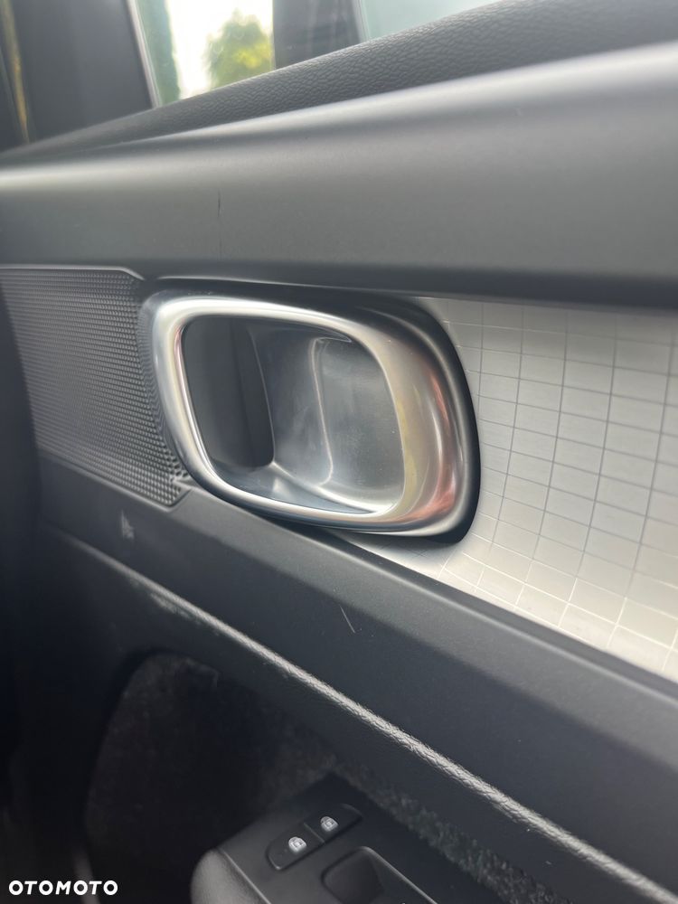 Volvo XC 40 D3 SCR R-Design - 32