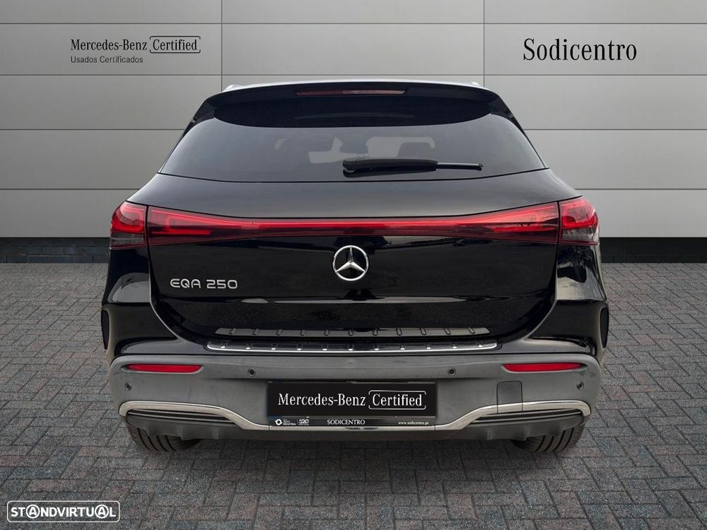 Mercedes-Benz EQA 250 AMG Line - 8