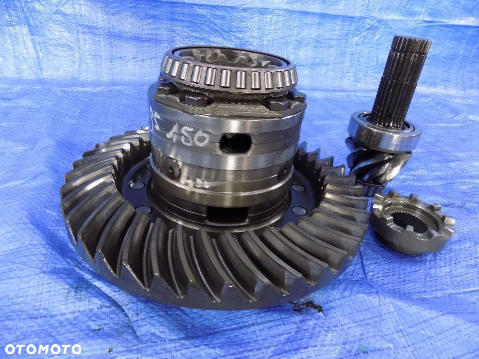 dyferencjał wałek ataku 39/8 3795455h4 claas arion 420 - 2