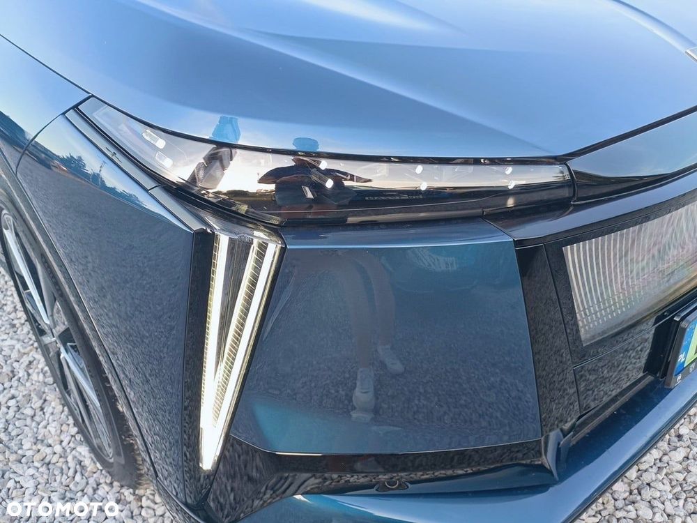 DS Automobiles N°8 - 12