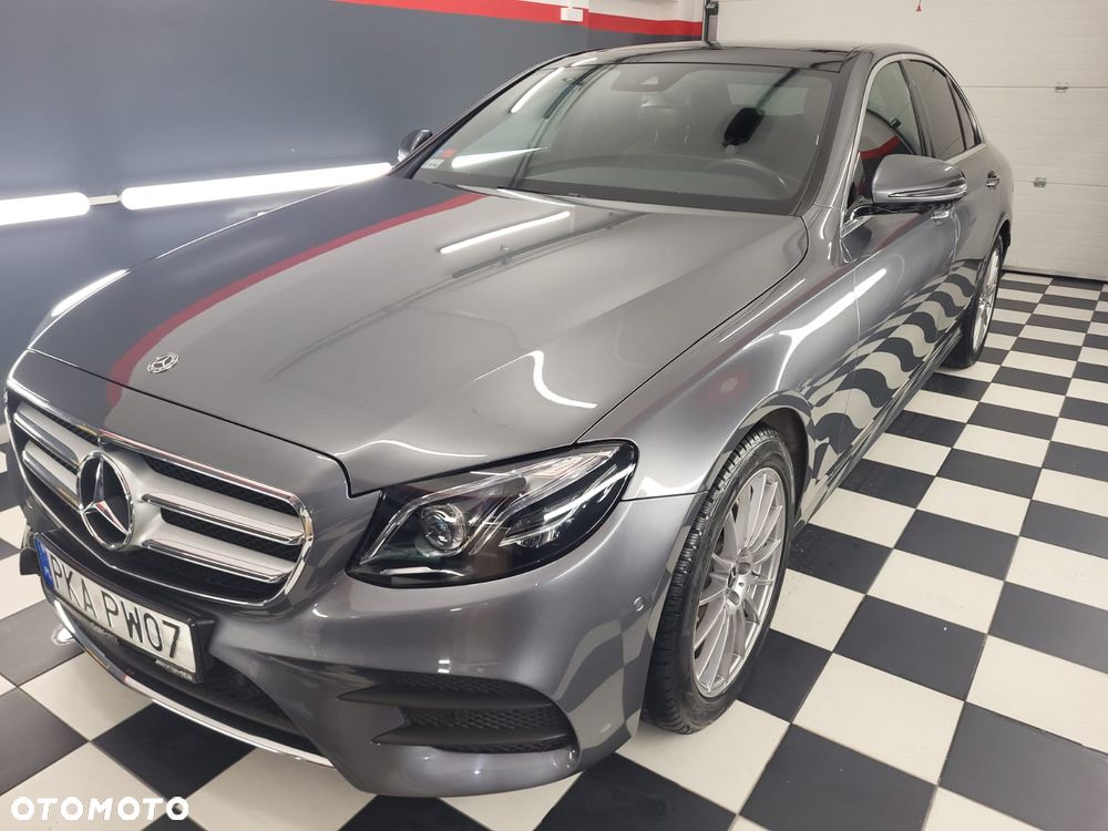 Mercedes-Benz Klasa E 220 d 9G-TRONIC - 24