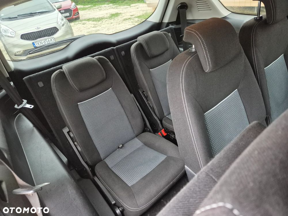 Ford S-Max 2.0 TDCi Titanium - 8