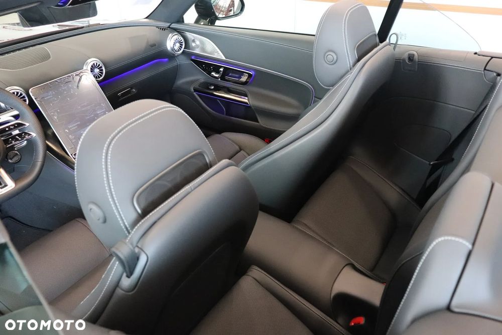 Mercedes-Benz SL AMG 63 4-Matic+ - 6