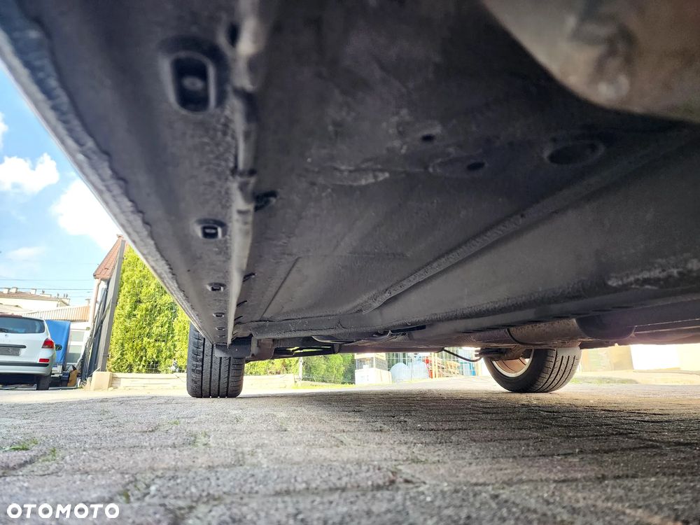 Opel Astra 1.4 Turbo 150 Jahre - 12