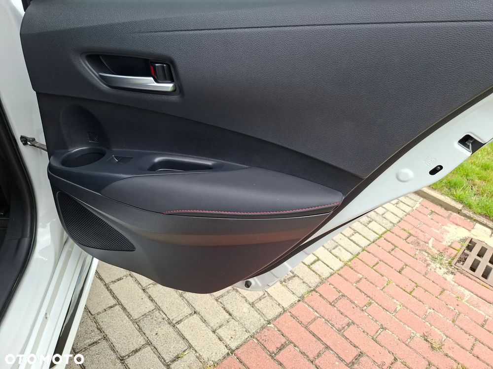 Toyota Corolla 2.0 Hybrid GR Sport - 27