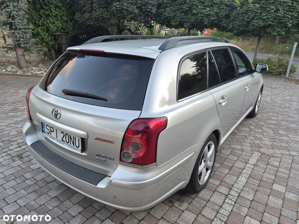 Toyota Avensis 2.0 D-4D Luna - 3