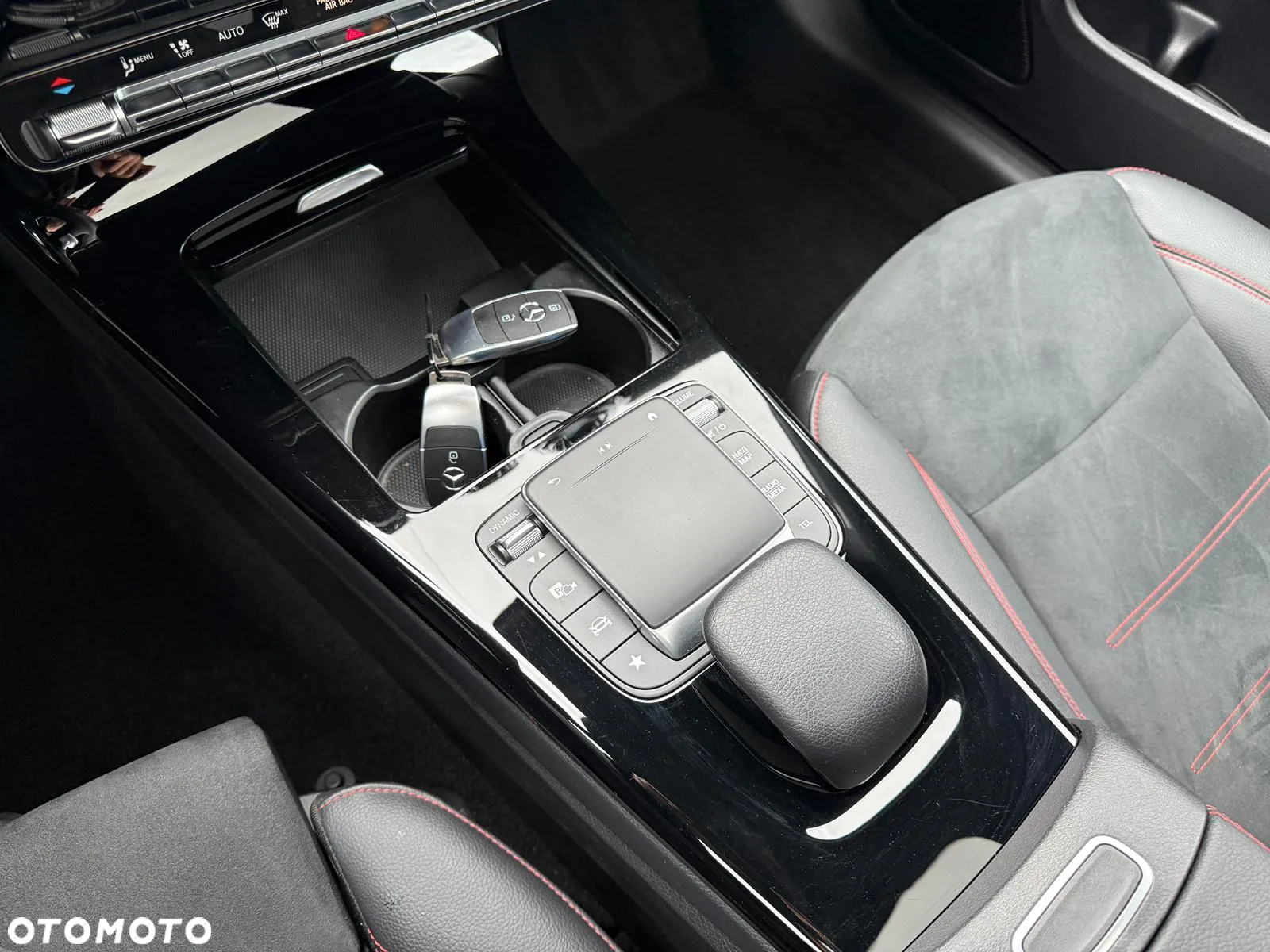 Mercedes-Benz CLA 200 d Shooting Brake 8G-DCT AMG Line - 30