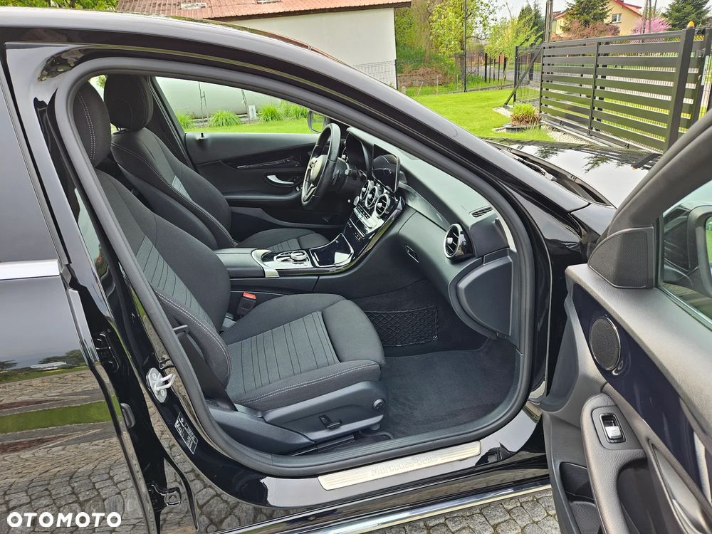 Mercedes-Benz Klasa C 160 Business Edition 9G-TRONIC - 12