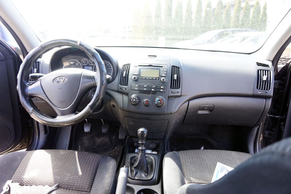 DESKA ROZDZIELCZA AIRBAG KONSOLA I30 I HYUNDAI 2007-2010 - 1