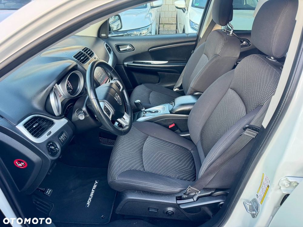 Dodge Journey - 12