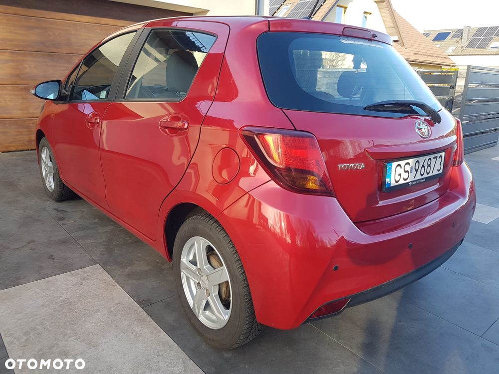 Toyota Yaris 1.0 Active EU6 - 4