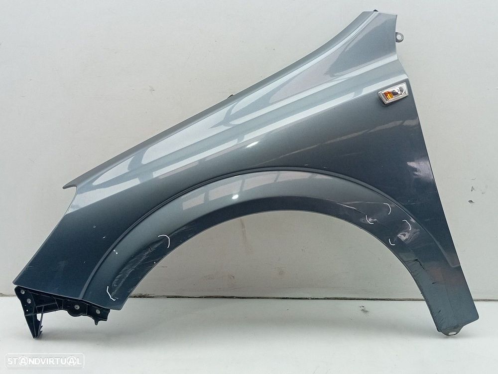Guarda-lamas esquerdo OPEL Astra H Caravan (L35) - 1